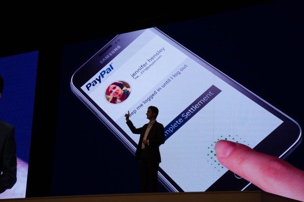 Samsungs Galaxy S5 (Foto: Fabian Hamacher/Golem.de)